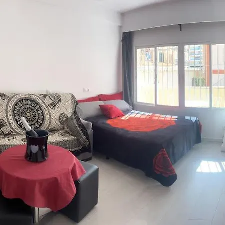 Estudio Romántico La Carihuela